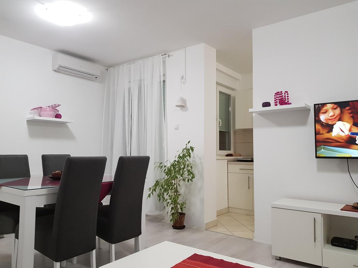 נובי סאד Apartment Gea 18 מראה חיצוני תמונה