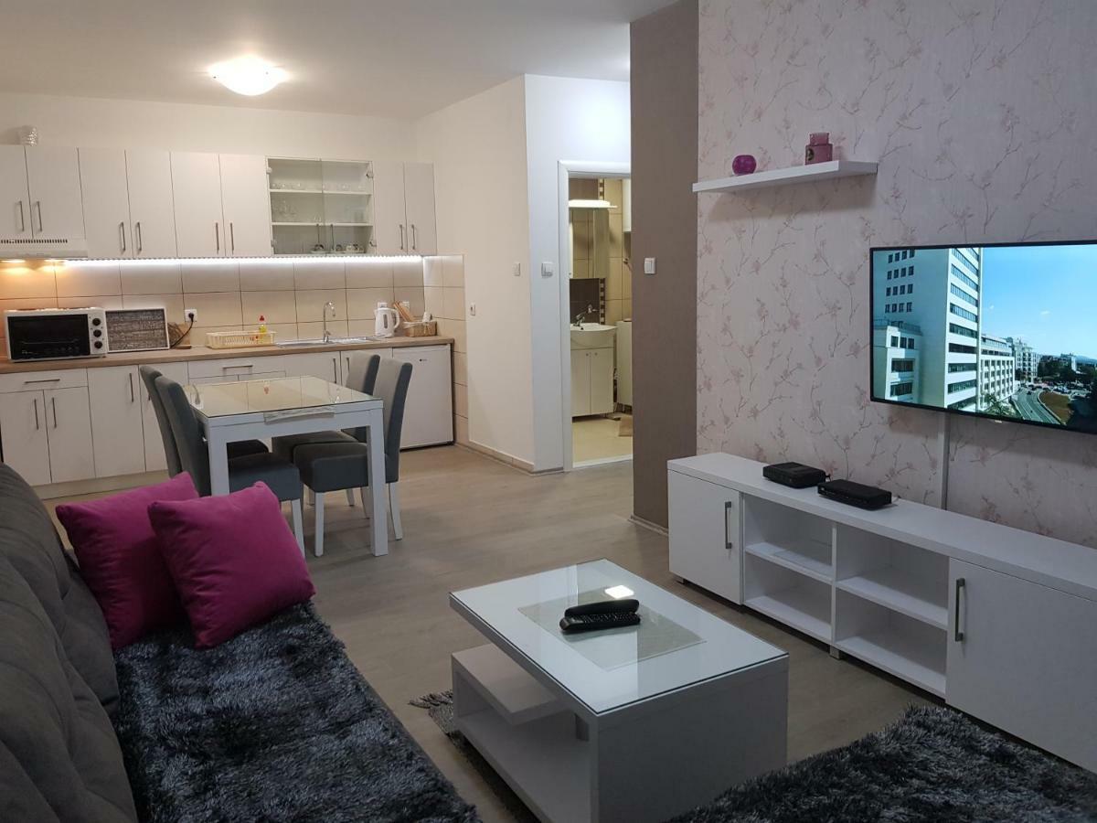נובי סאד Apartment Gea 18 מראה חיצוני תמונה